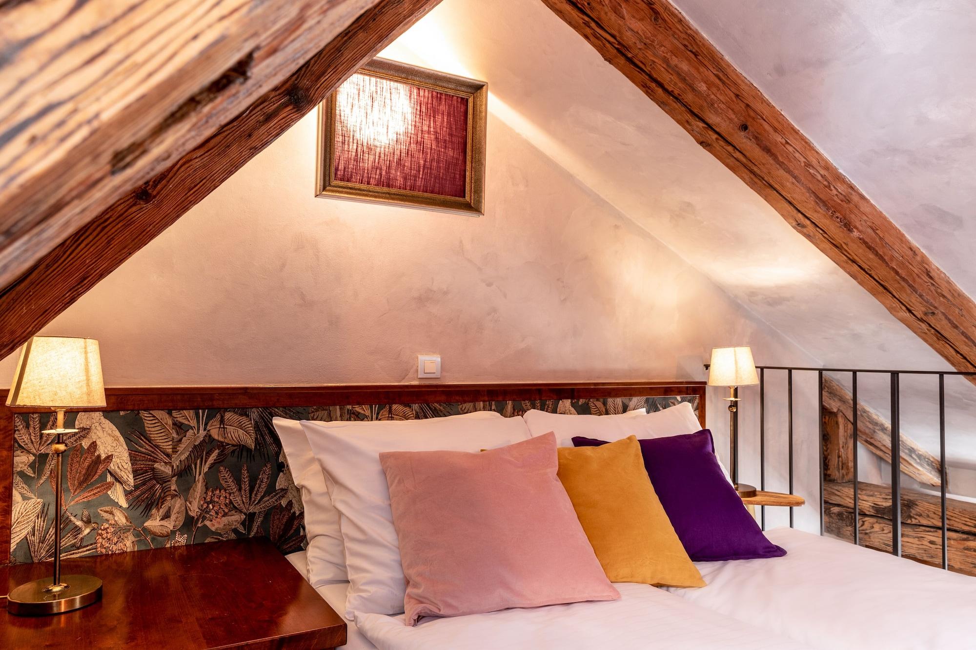 Miss Sophie'S Charles Bridge Hotel Prag Eksteriør billede